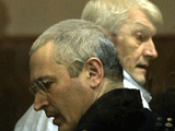 Оглашение приговора Ходорковскому и Лебедеву спрятали под елку