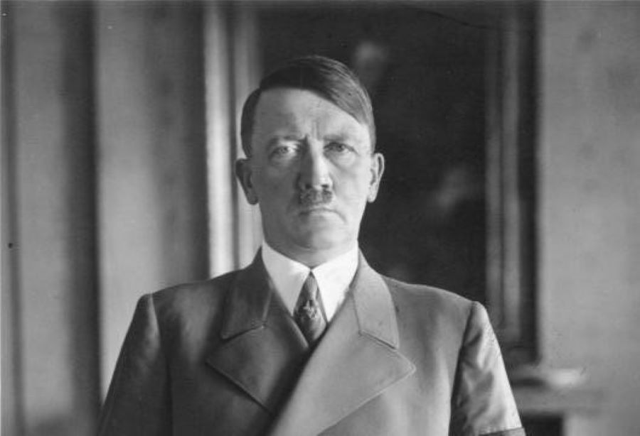 Адольф Гитлер